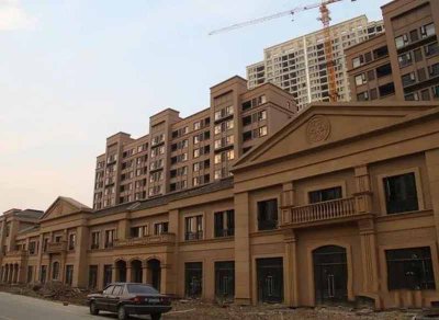 肇庆市广宁县环城东路60号创汇荣华里